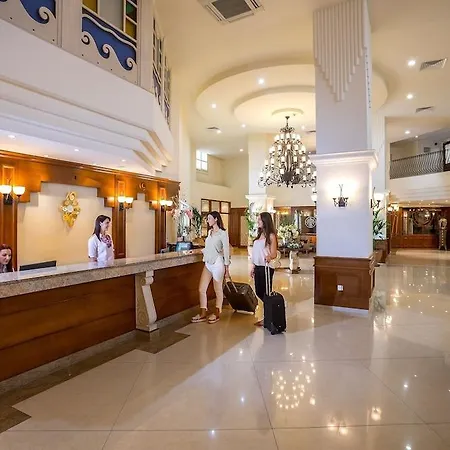 Hotel Aquamare & 4*