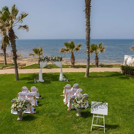 Aquamare & Hotel 4*